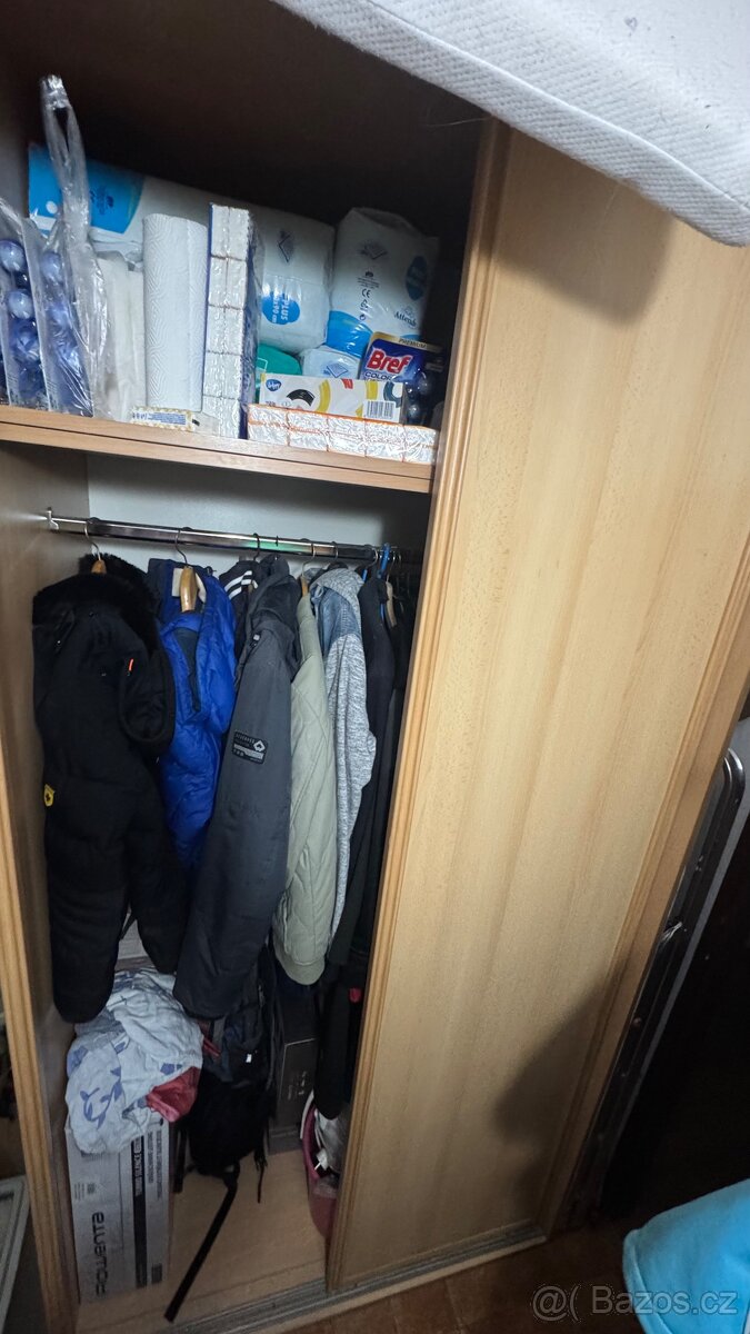 Šatní skříň 180cm - 4