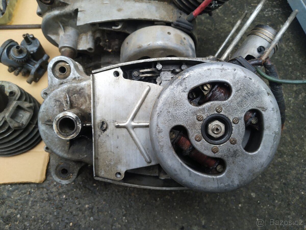 Motory a díly Stadion - 4