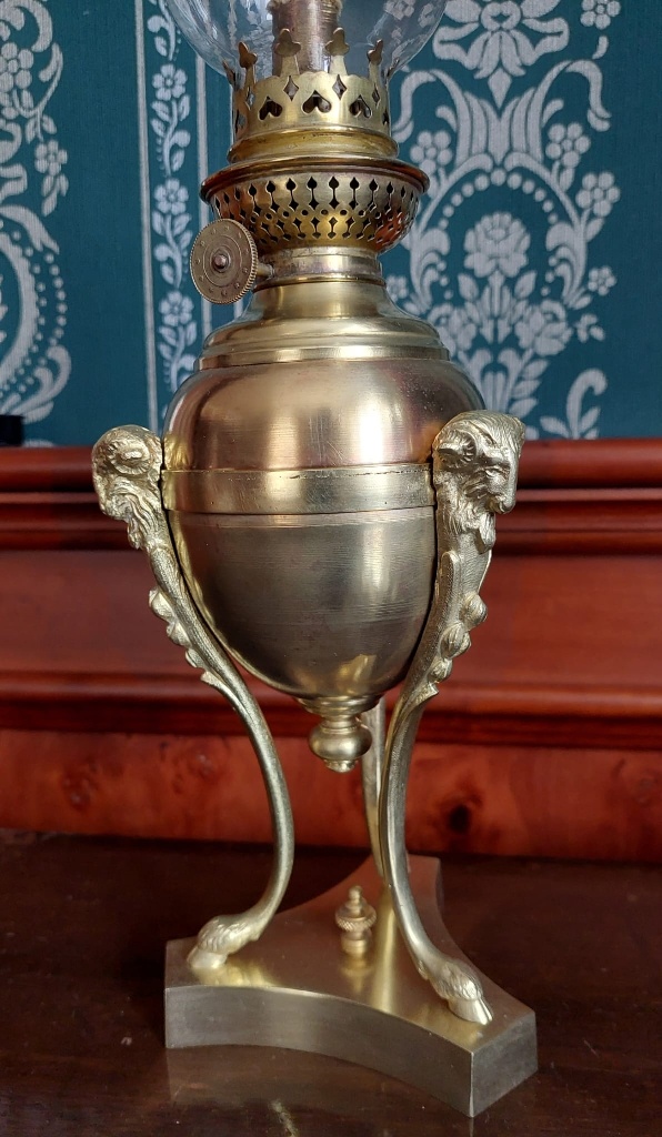 Starožitná petrolejová lampa - 4