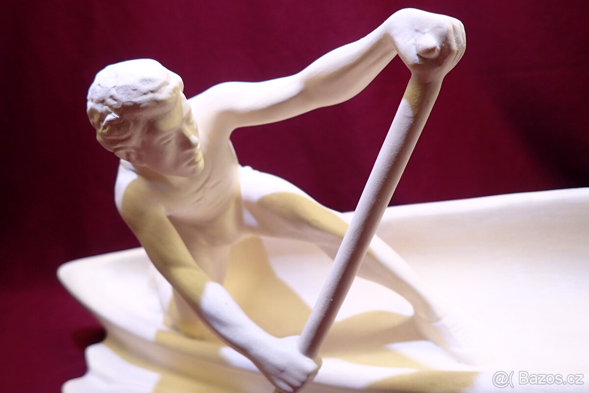 Kánoista na divoké vodě - socha - Bechyně - 4