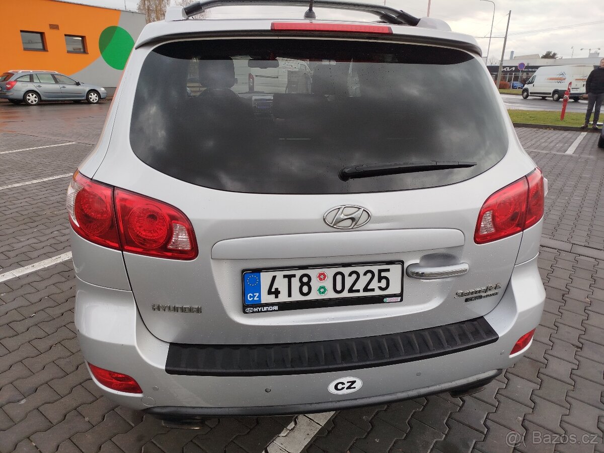 Hyundai SantaFe - 4