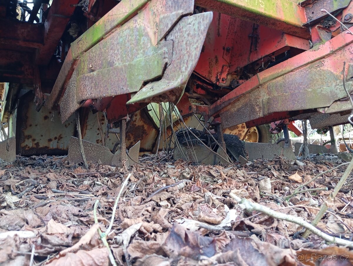 Sazeč brambor Mars - 4