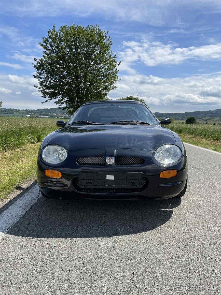MG F 1.8i - 4