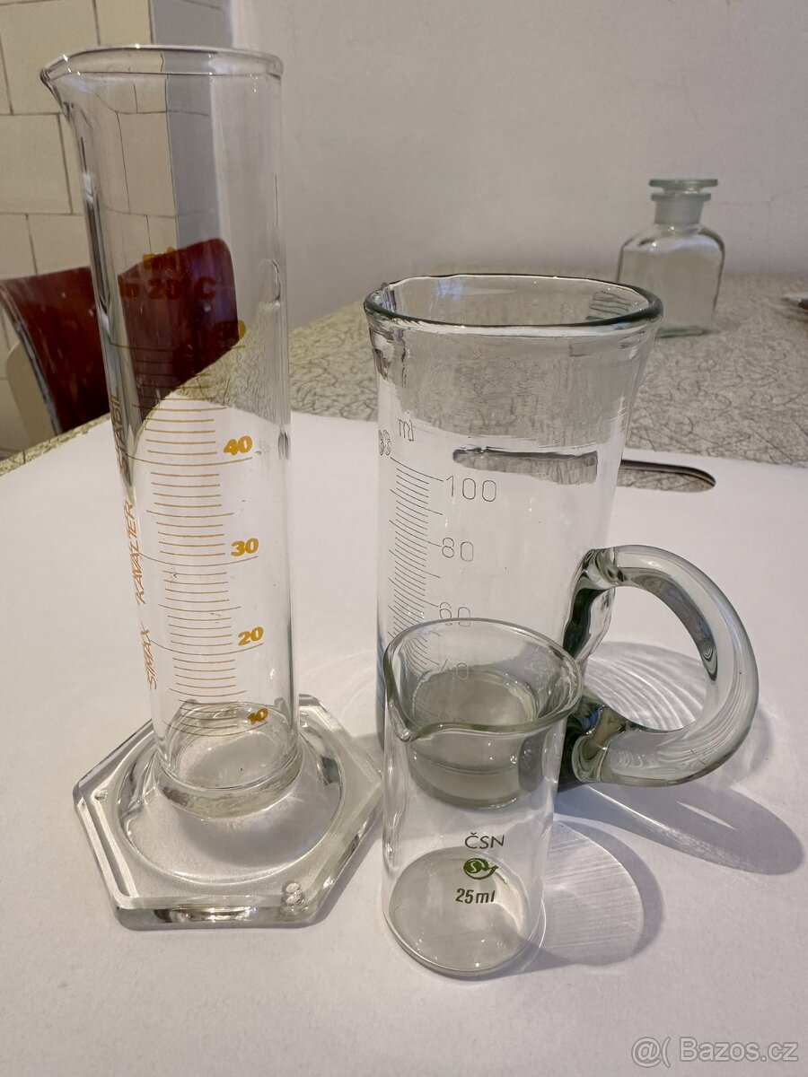 Laboratorní potřeby - 4