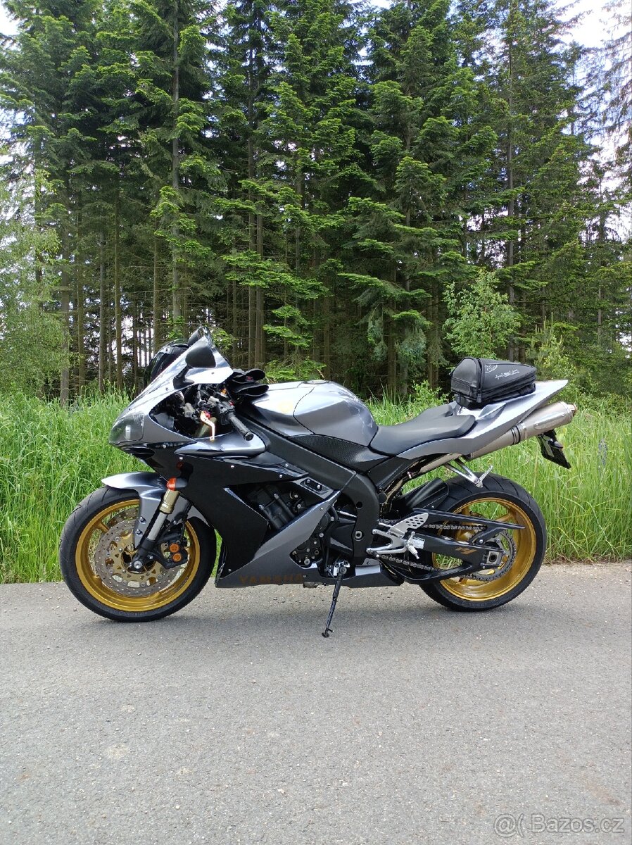 Yamaha R1 + kombinéza 4sr nová - 4