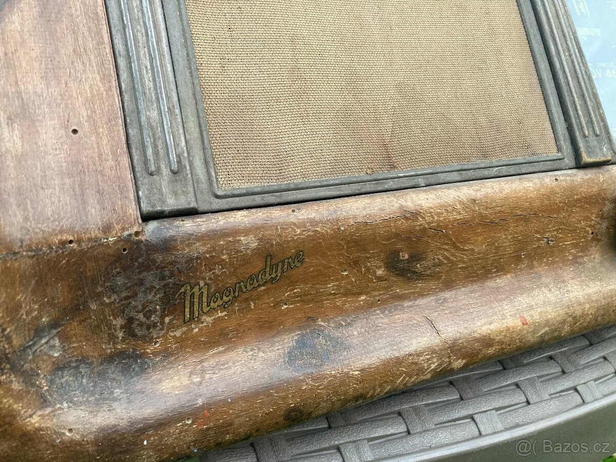 Starožitné retro rádio magnadyne - 4