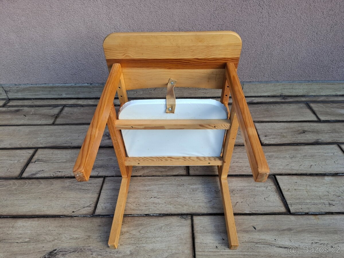 Stará dětská jídelní židlička - 4