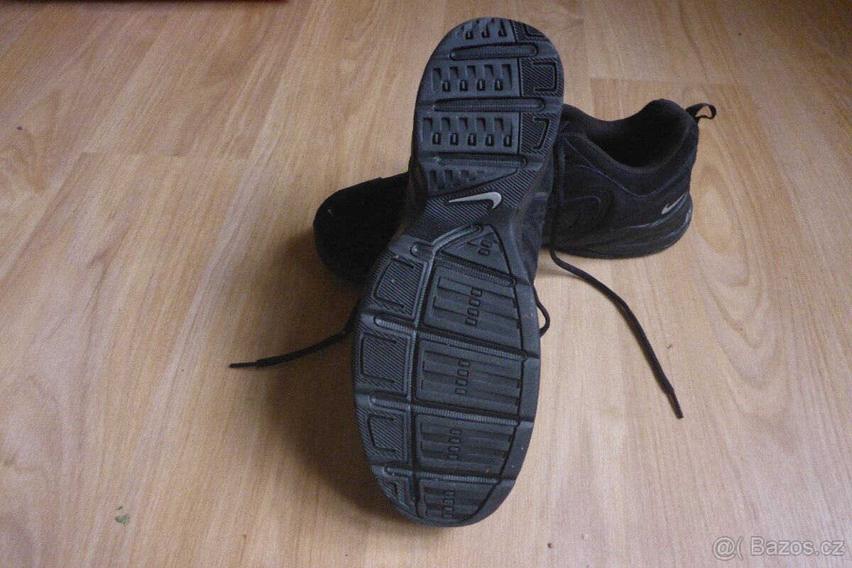 vycházkové kožené boty Nike černé - 4