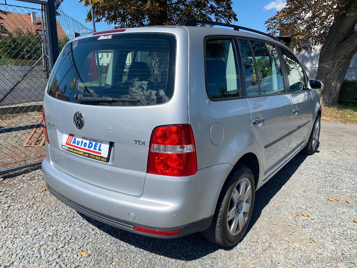 VW Touran 1,9 TDi Serviska, ALU, Tempomat - 4