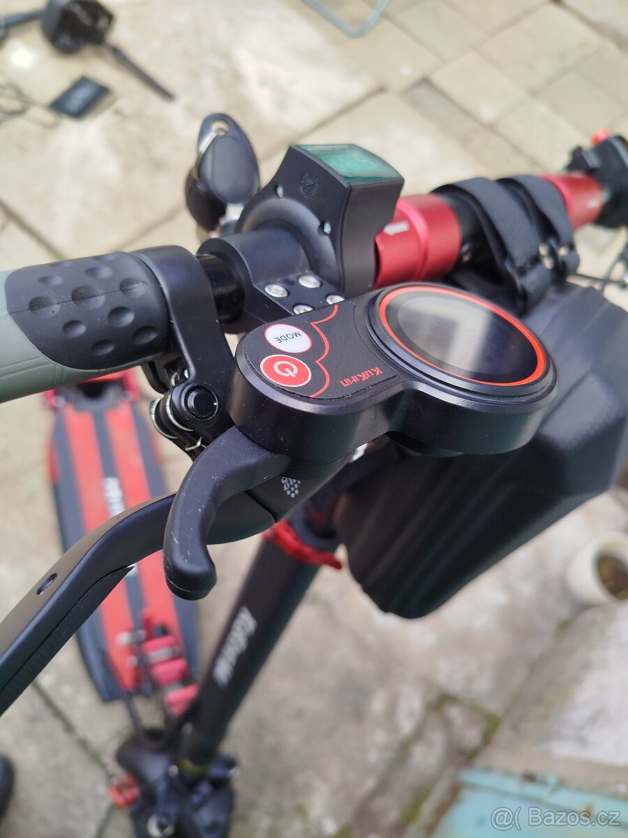 Elektrokoloběžka Kugo Kirin M4 - 4