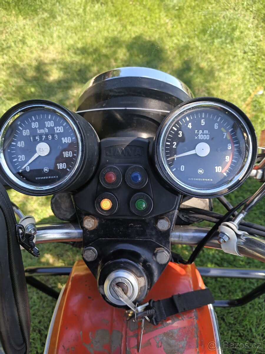 Jawa 350/634 se sajdou. GO - 4