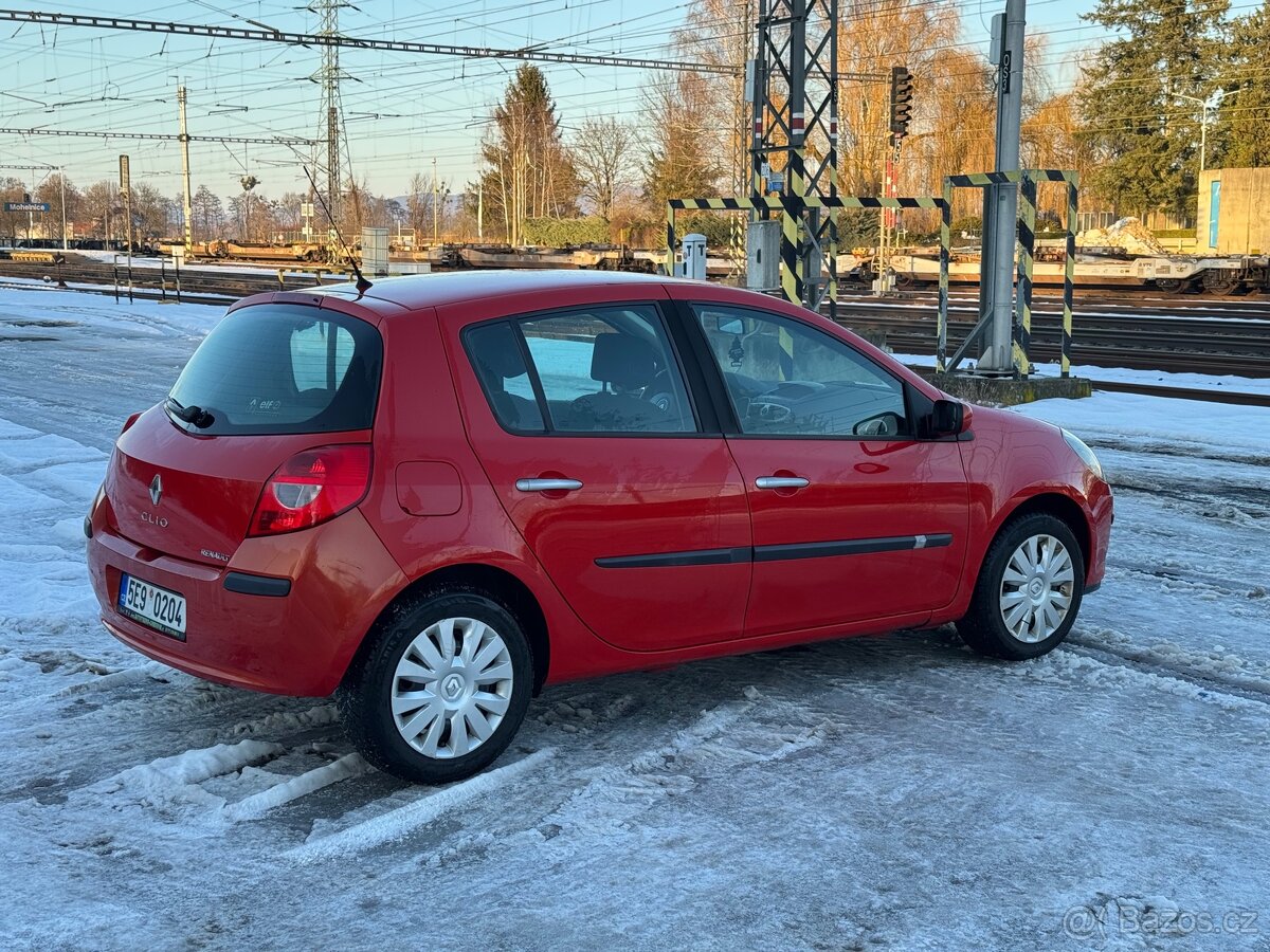 Renault clio III 3 1.6 16v benzin 2005 - 4