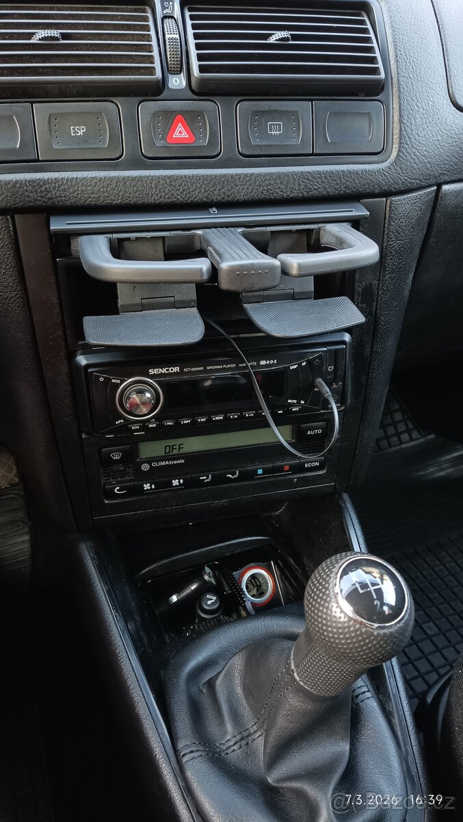 VW Golf Variant 1.6 16V - 4