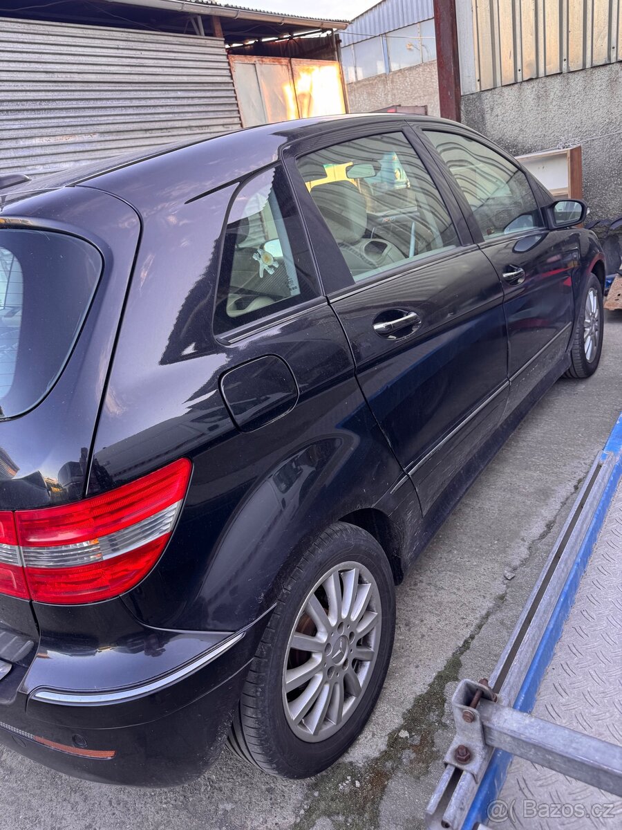 Mercedes Benz B 170 - 4