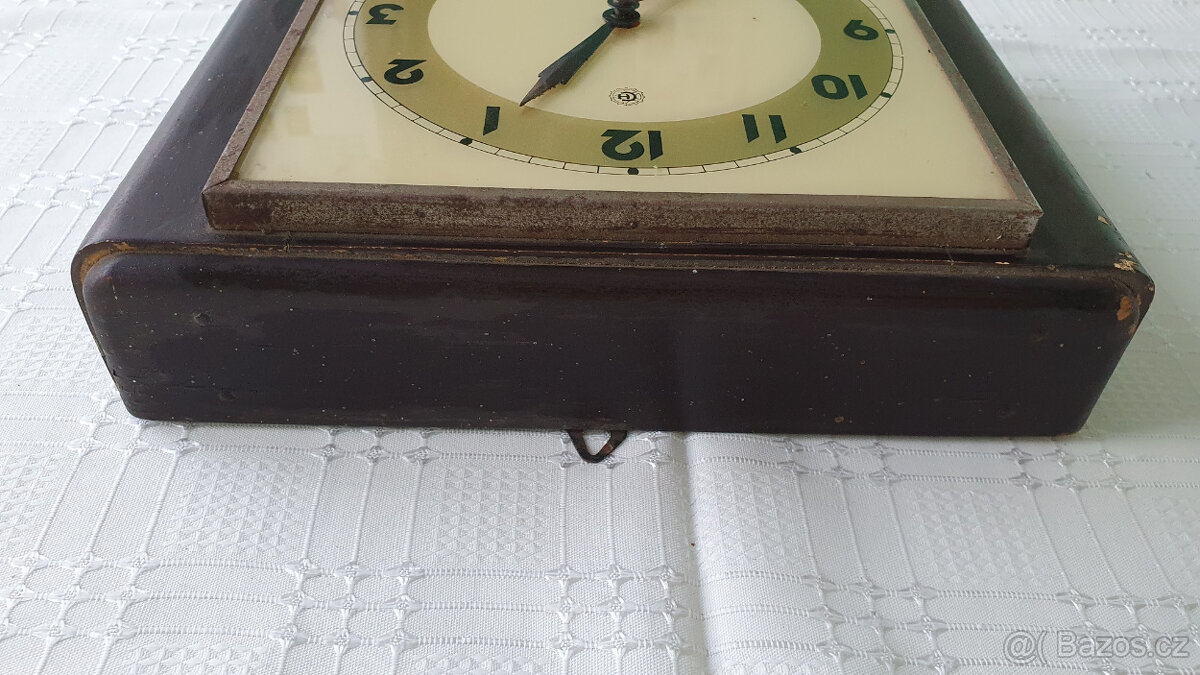 Nástěnné hodiny Chronotechna - 4