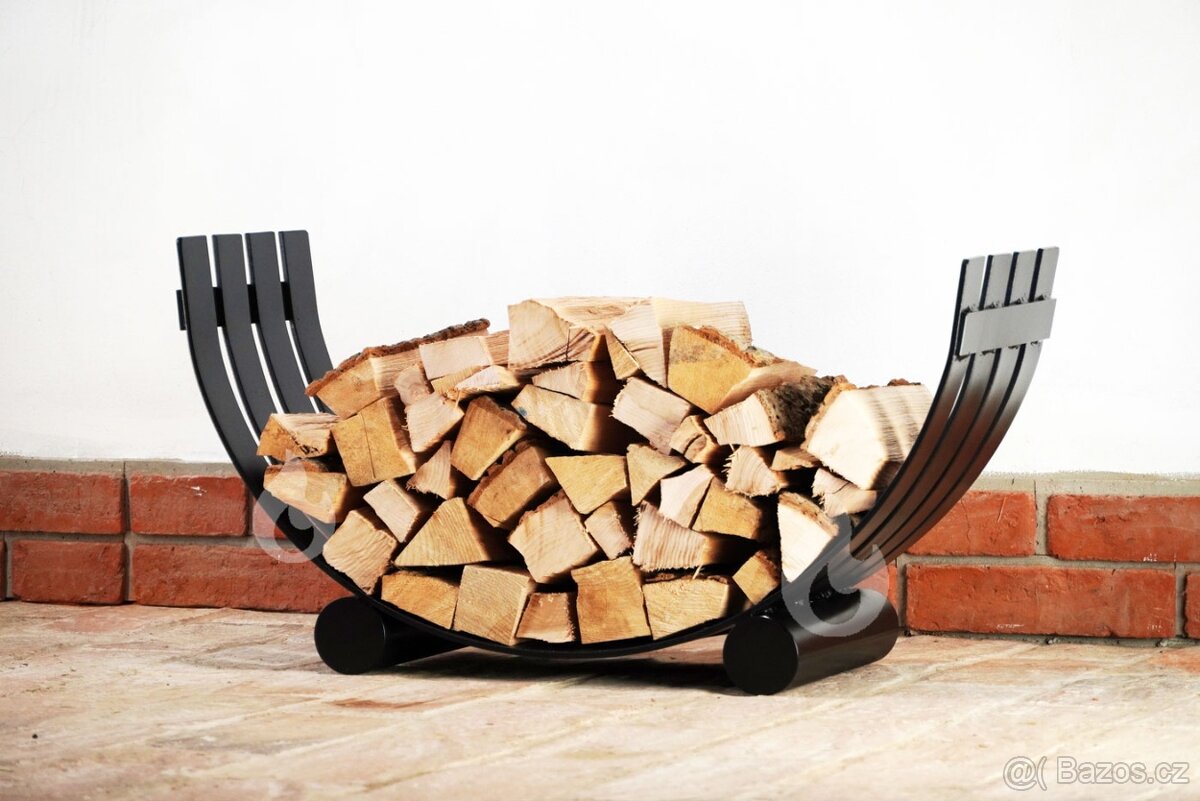 Kovový obloukový stojan na dřevo ke krbu 4LINE z pásoviny - 4