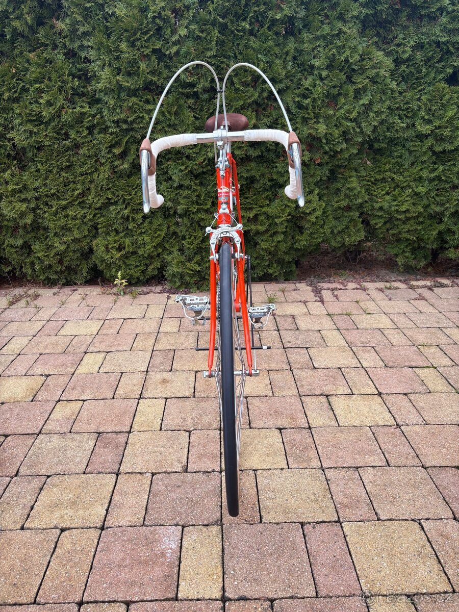 Kolo Favorit F12 z roku 1963 - 4