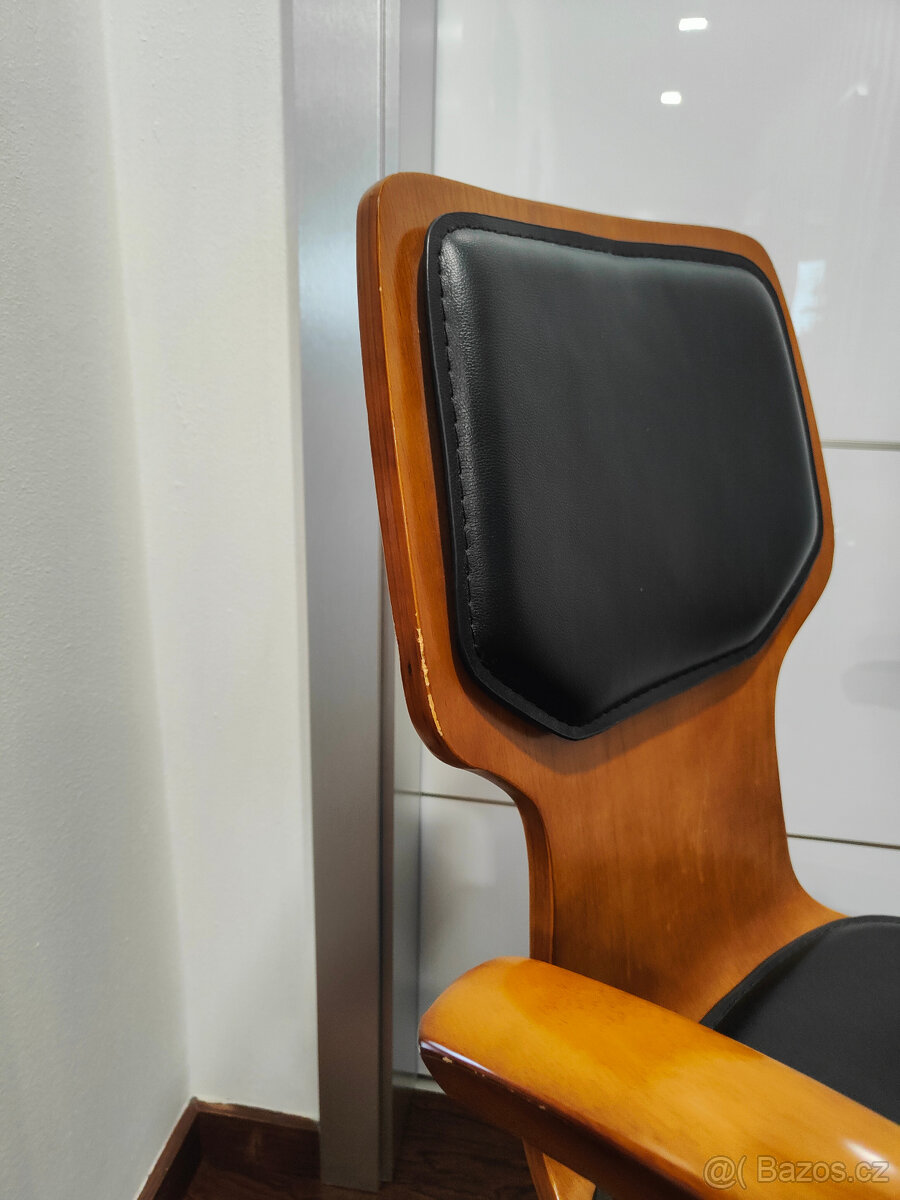 Prodám kancelářskou dřevěnou židli - 4