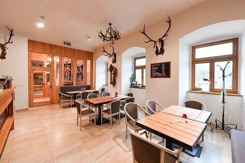 Multifunkční objekt - Rabštejn nad Střelou+pozemk a letiště - 4