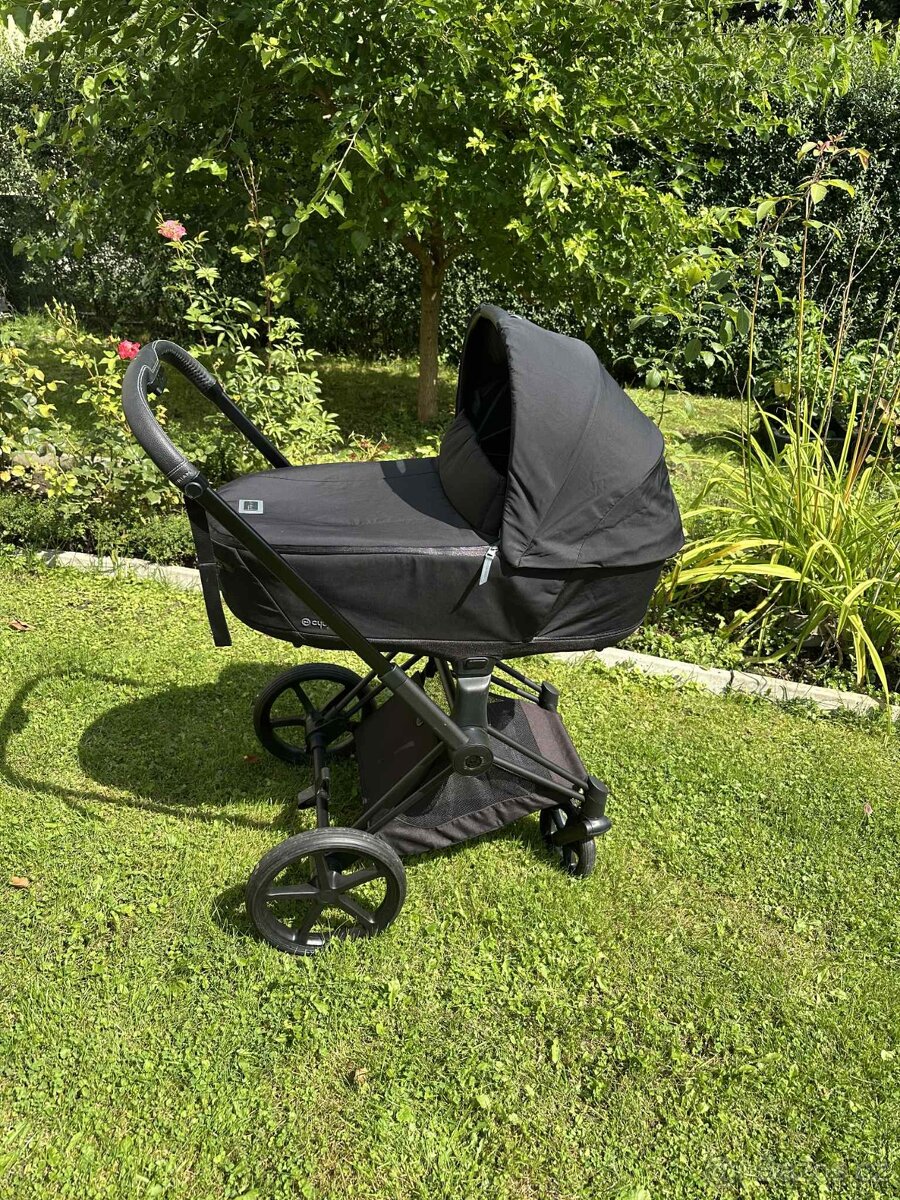 Cybex priam 2022 deep black - 4