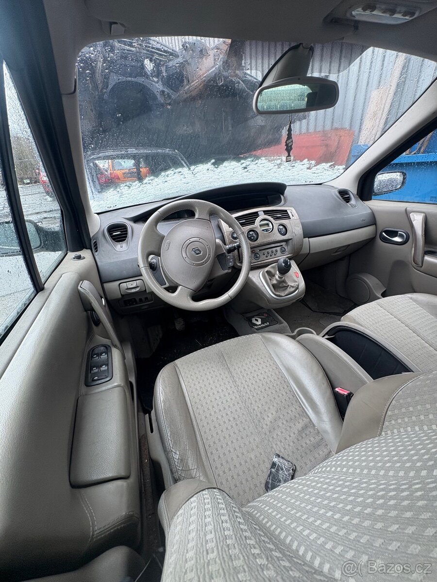 Renault scenic 2 cely vůz po dílech - 4