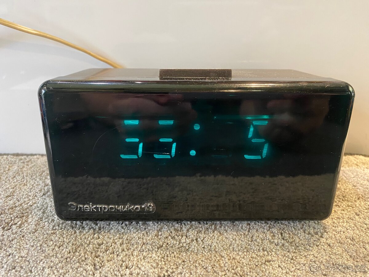 hodiny Elektronika 13 - 4