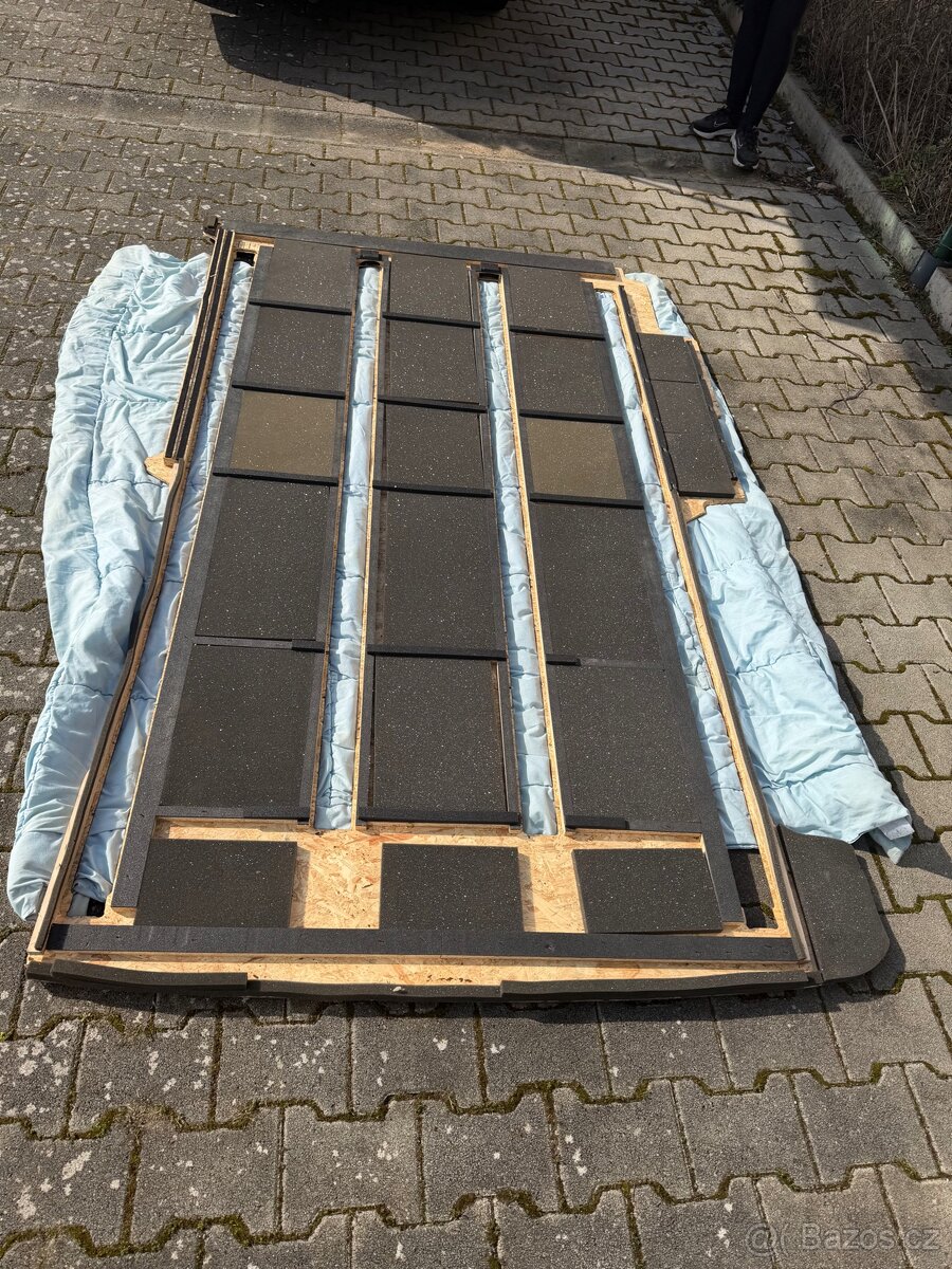 podlaha VW T6 (6.1) CALIFORNIA - 4