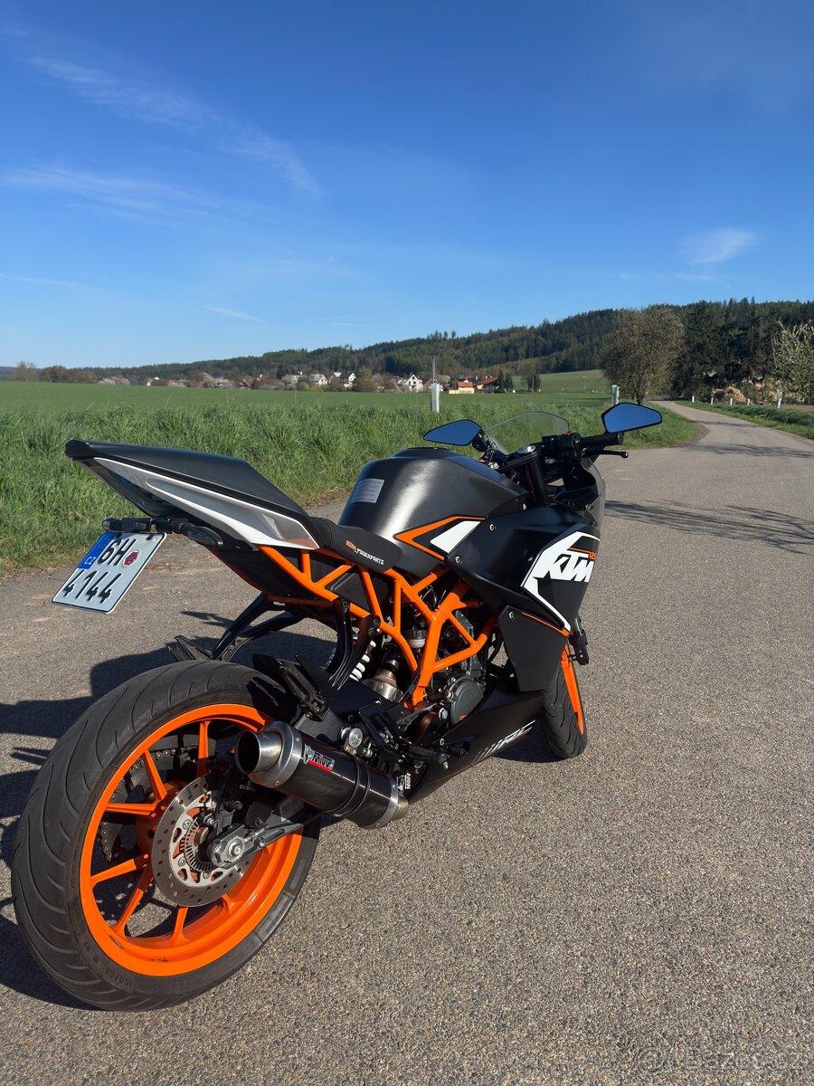 KTM RC 125 - 4