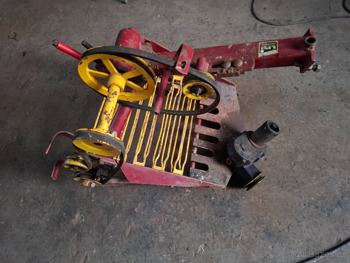 Vyoravač brambor - 4