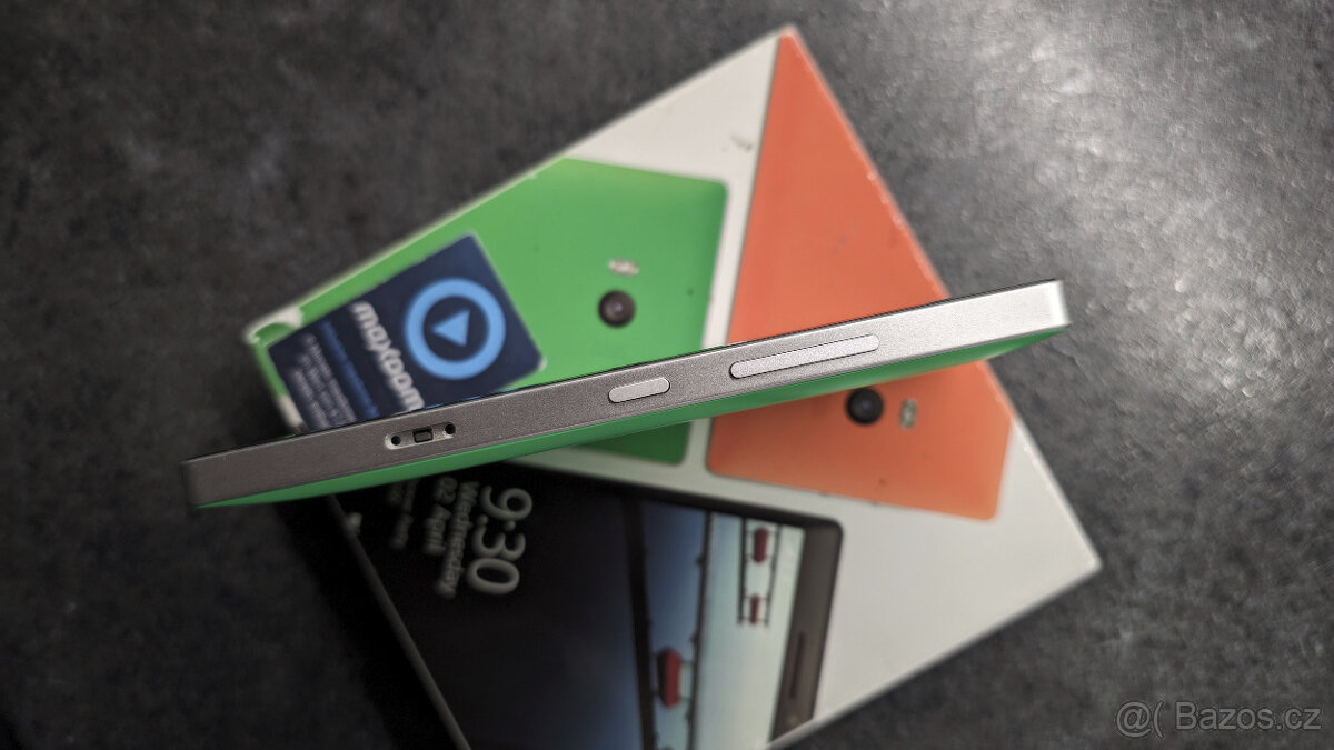 Lumia 930 Bright Green - 4