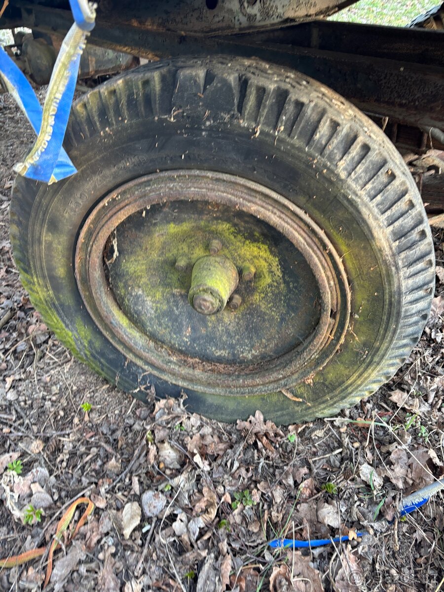 přívěs za traktor 3,5 tun - 4