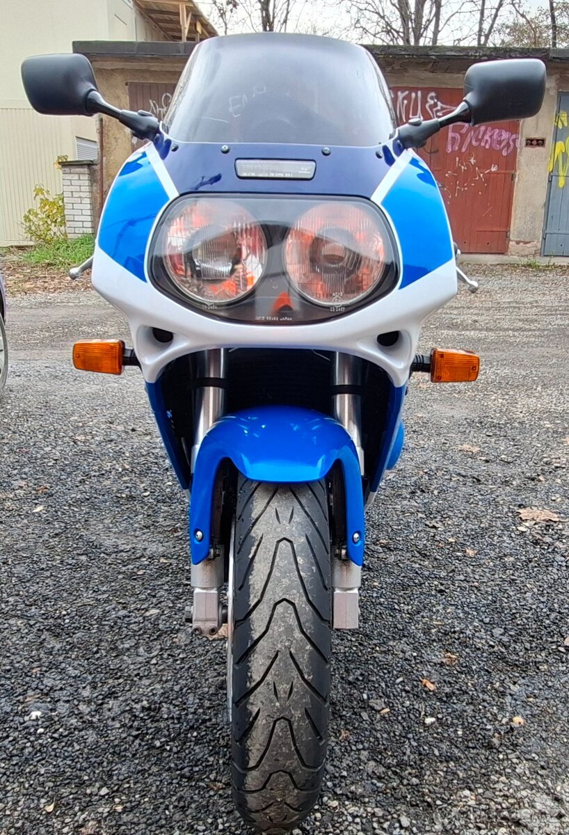 Suzuki gsxr - 4