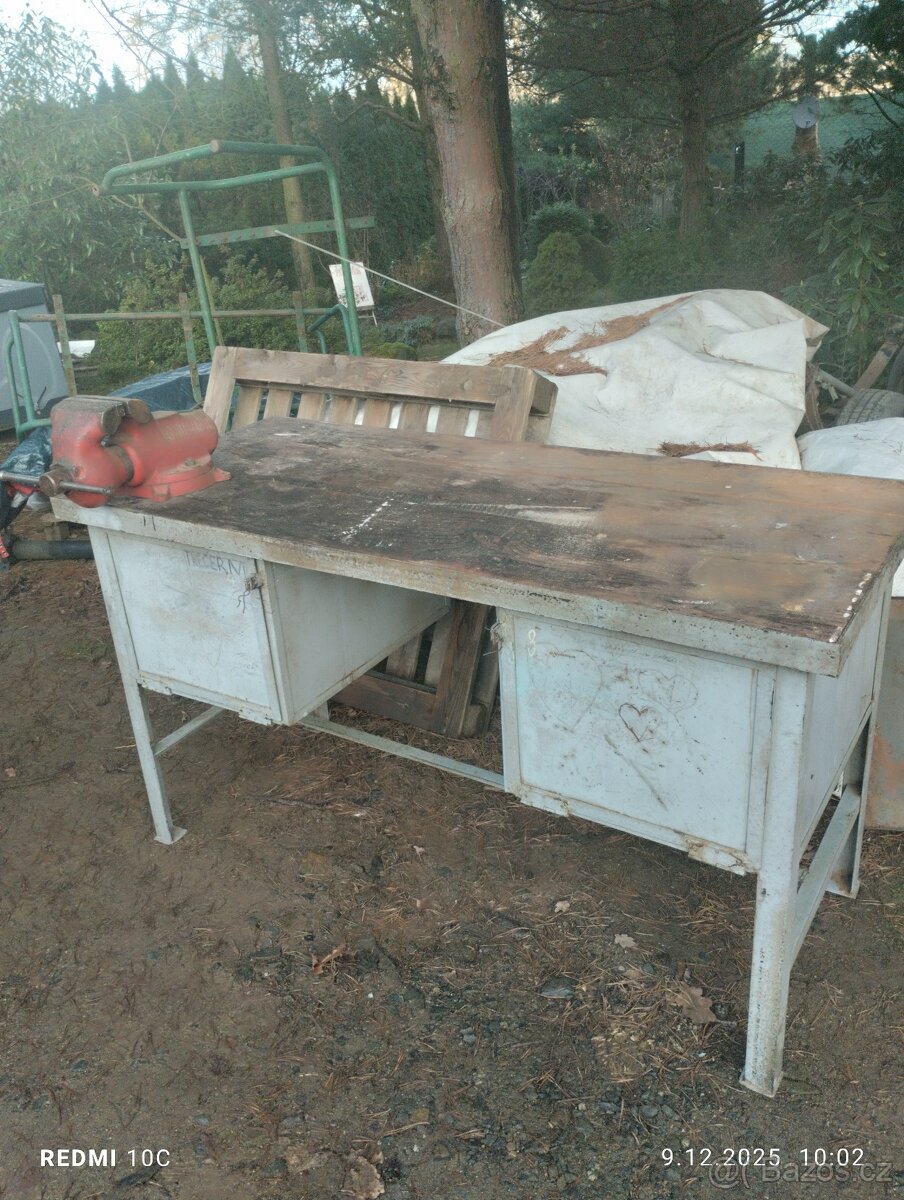 Starší ponk a svěrák YORK 150 - 4