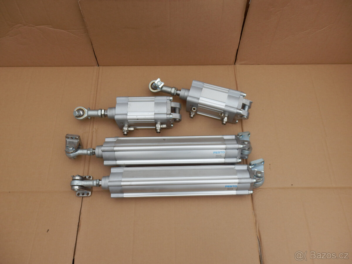 Pneumatický válec dvoučinný. - 4