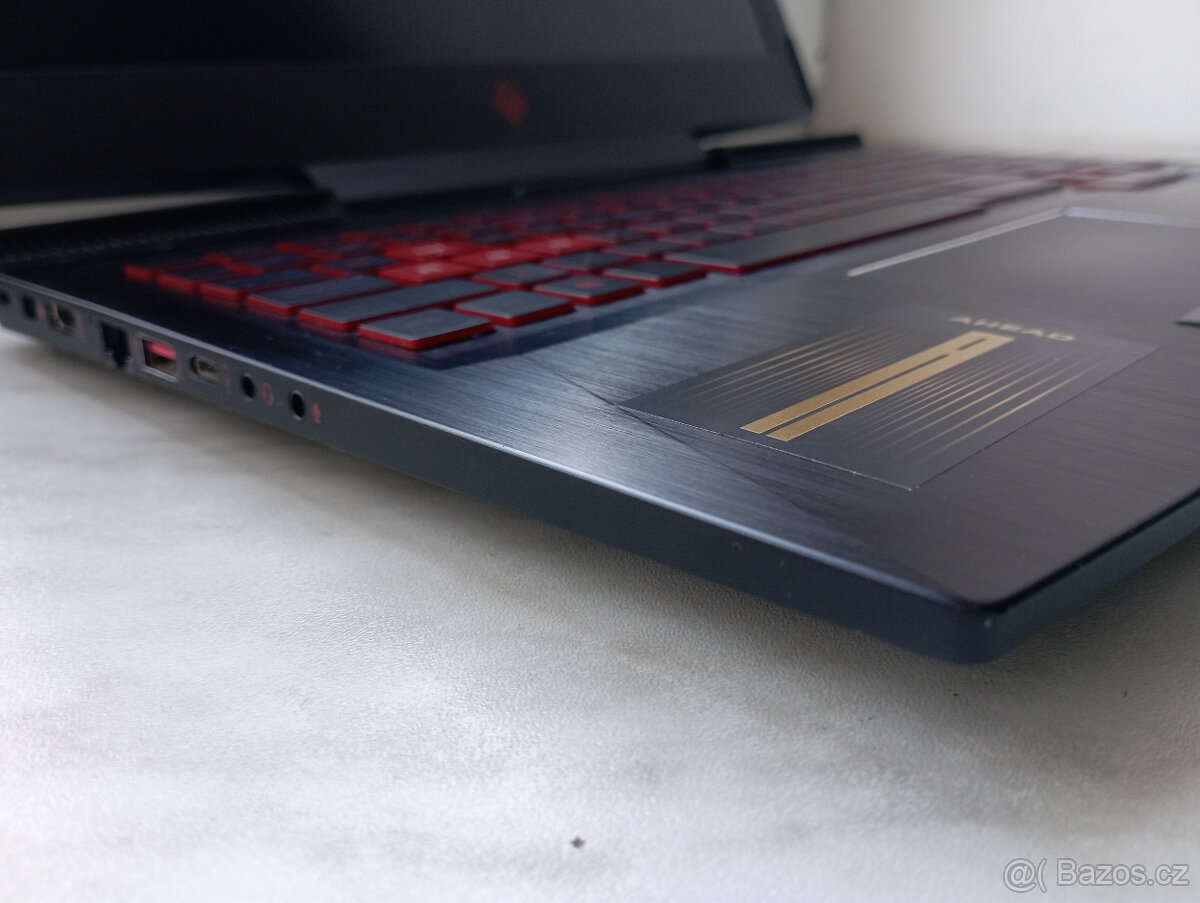 HP OMEN 15-Herní 4xjádro-Full HD-16g ddr4-ssd+Hdd - 4