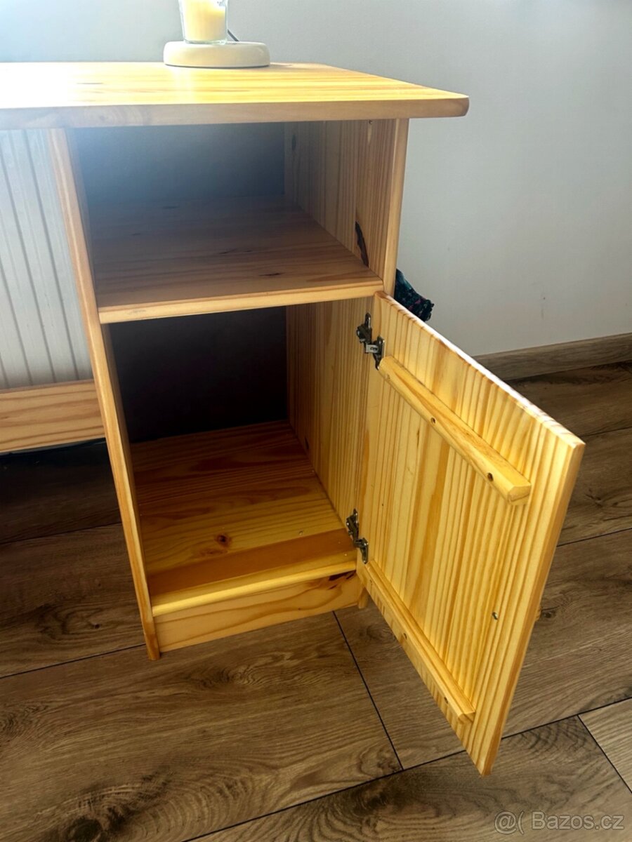 Psací stůl z masivu – borovice - 4