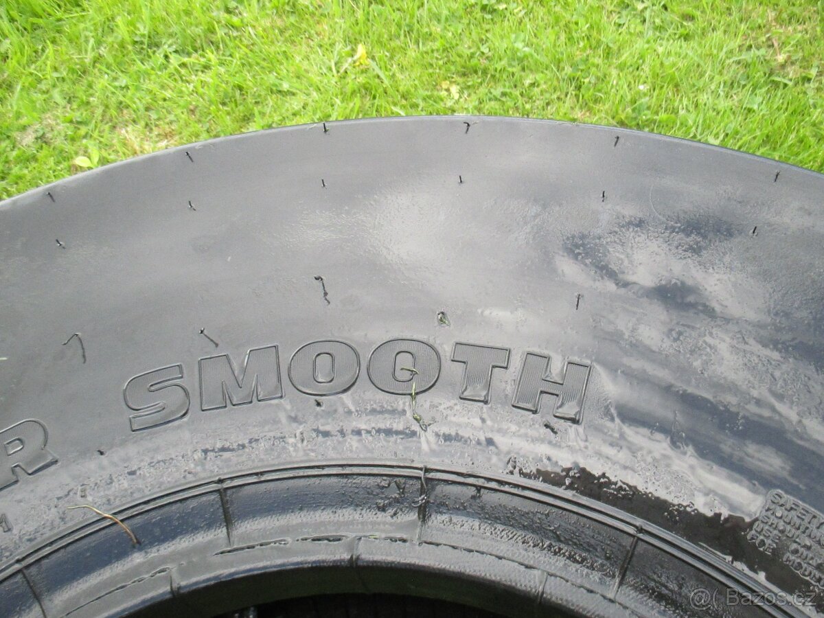 Pneu na silníční válec-gumáč GRW 16 - 4