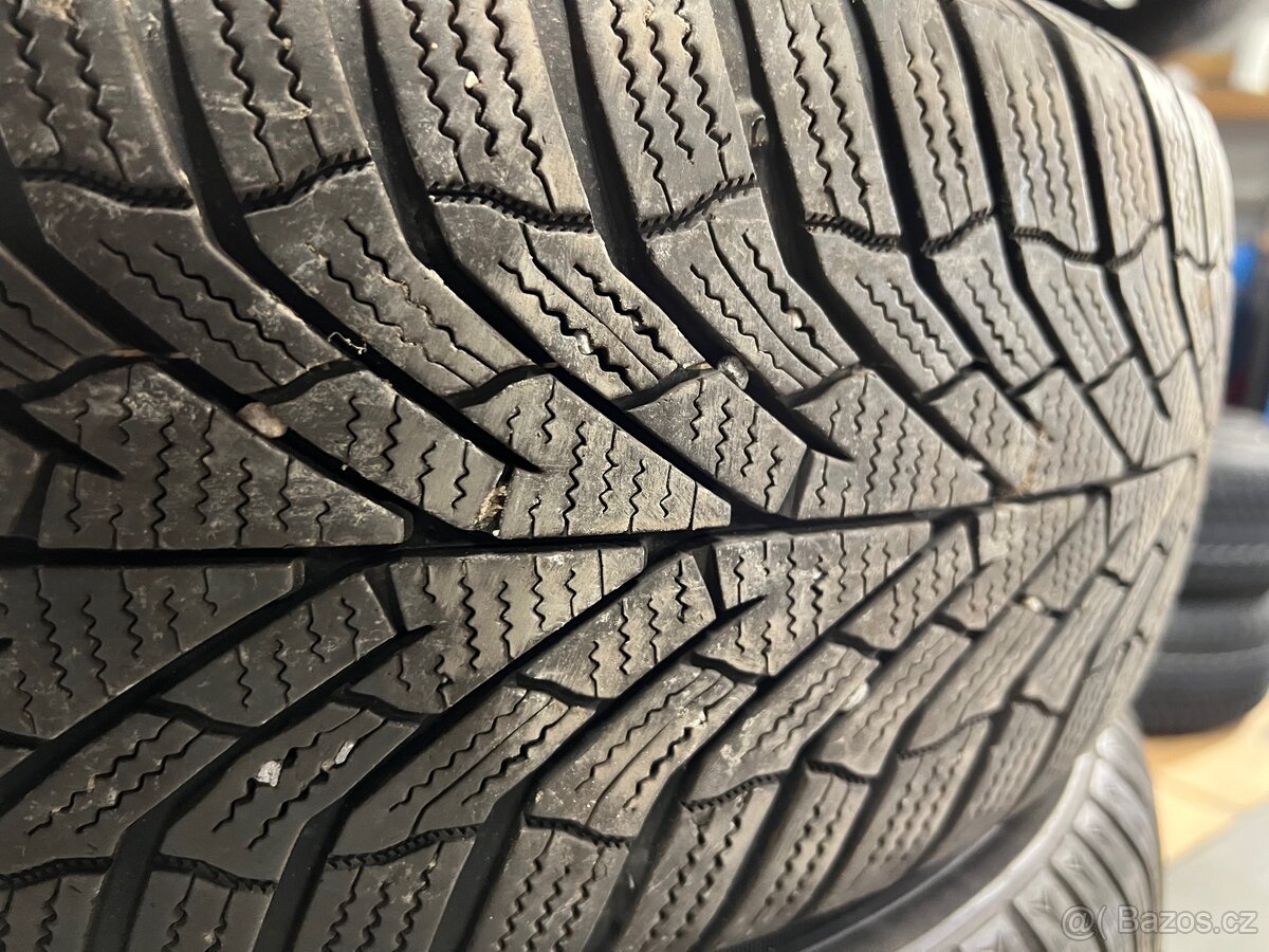 Zimní pneu Kumho 215/65 r17 99V - 4