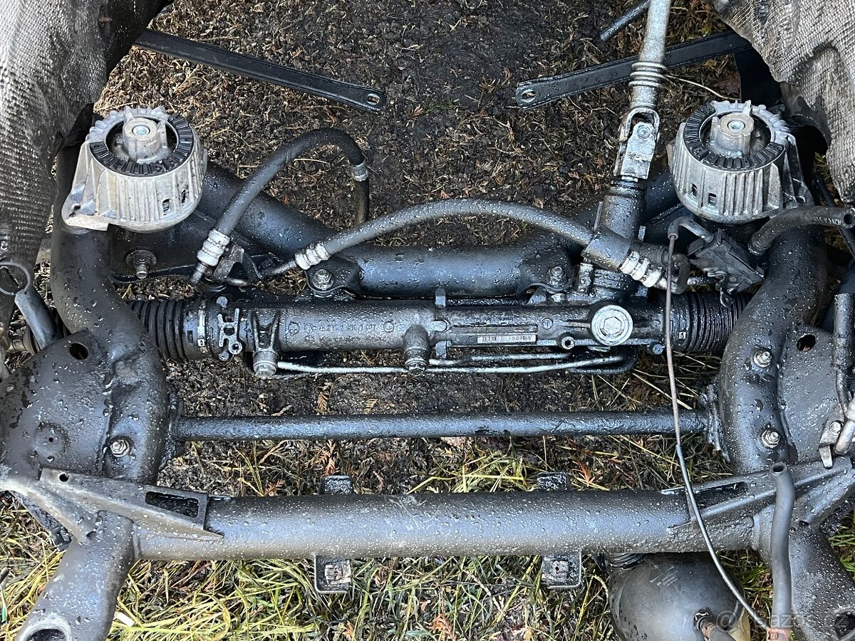 Mercedes w 204 320 cdi - 4