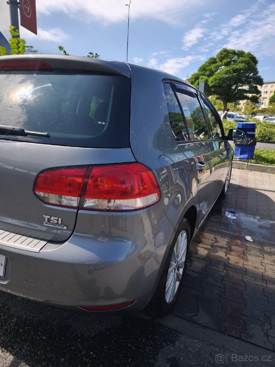 Automobil VW Golf - 4