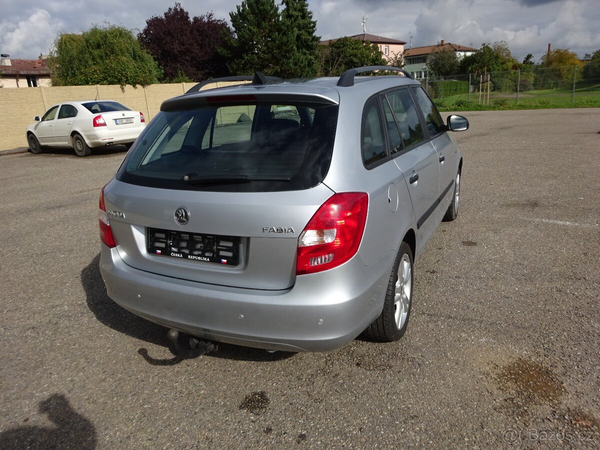 Škoda Fabia 1.4i 16V Combi r.v.2014 (63 kw) stk:10/2027 - 4