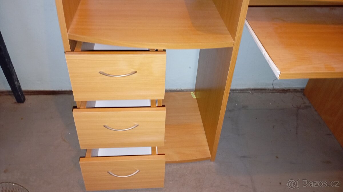 Stůl pro PC a psací+polohovací křeslo - 4