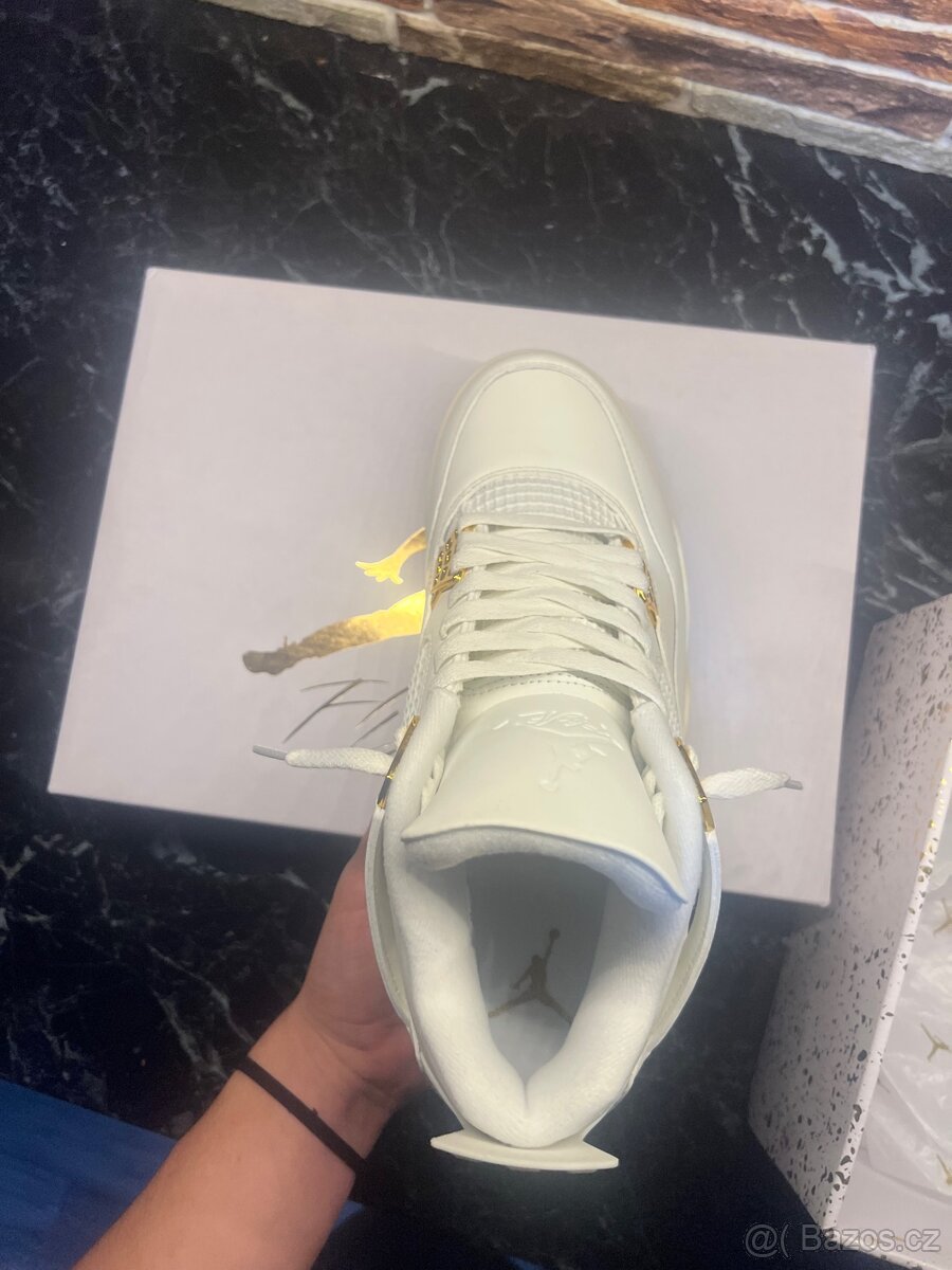 Jordan 4 metalic gold 44,5 - 4