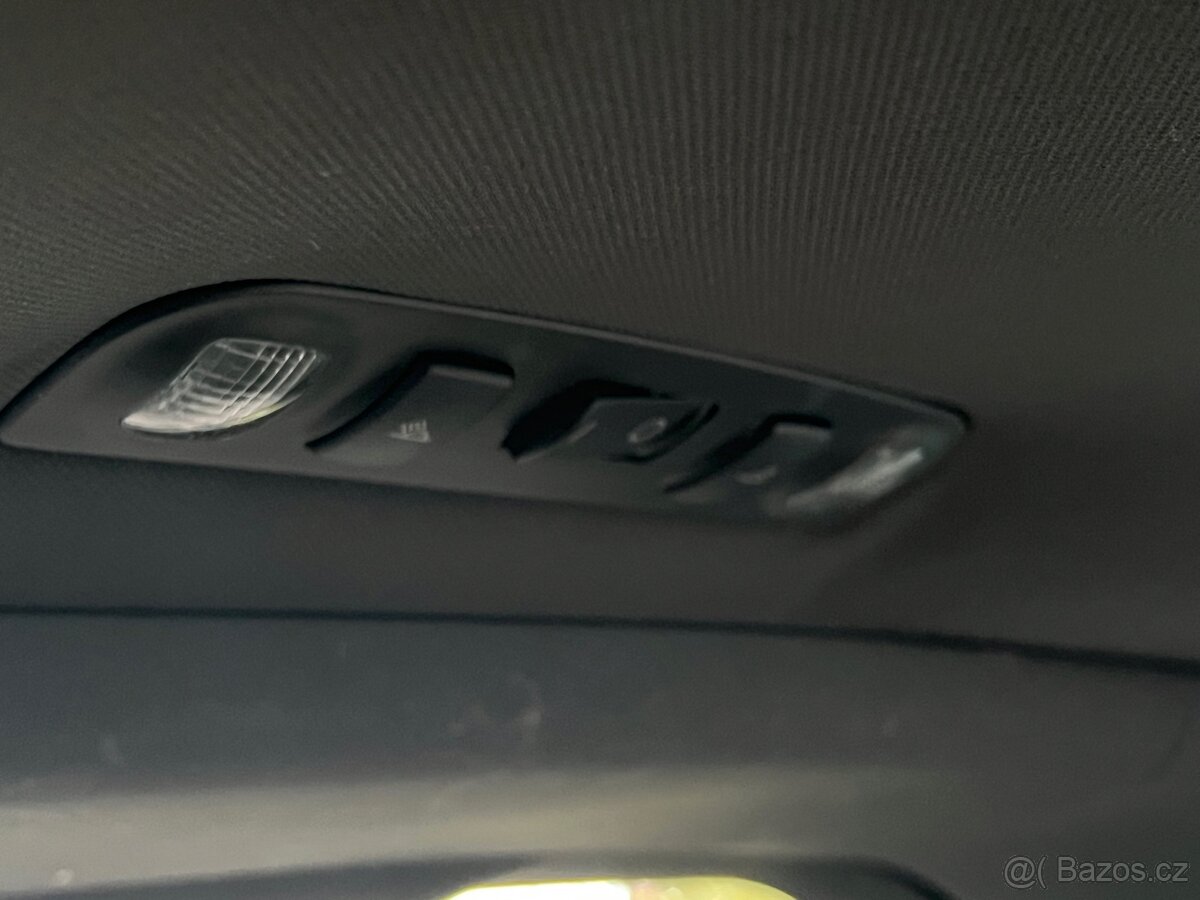 Černý strop Audi A3 8L 5-dveř - 4