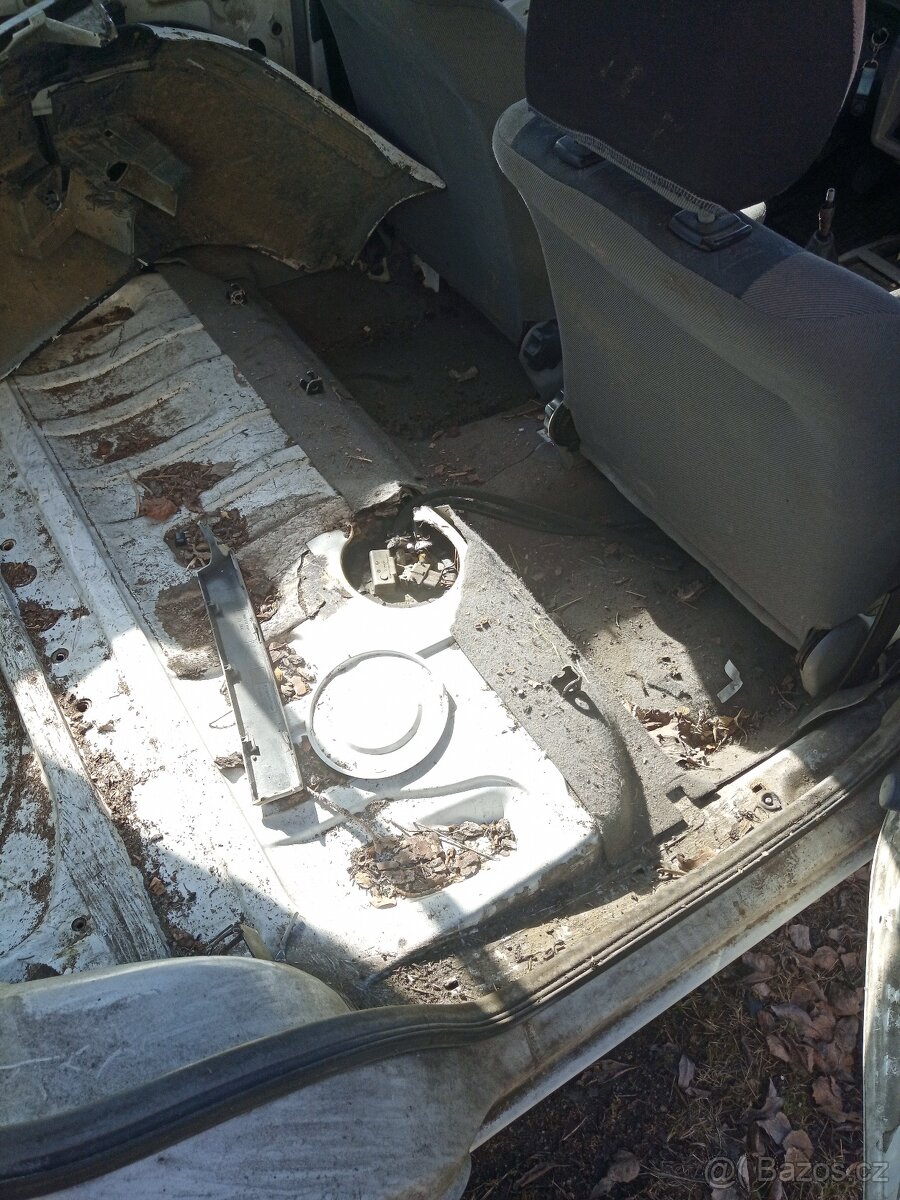 Škoda Felicia 1.3 MPI - 4