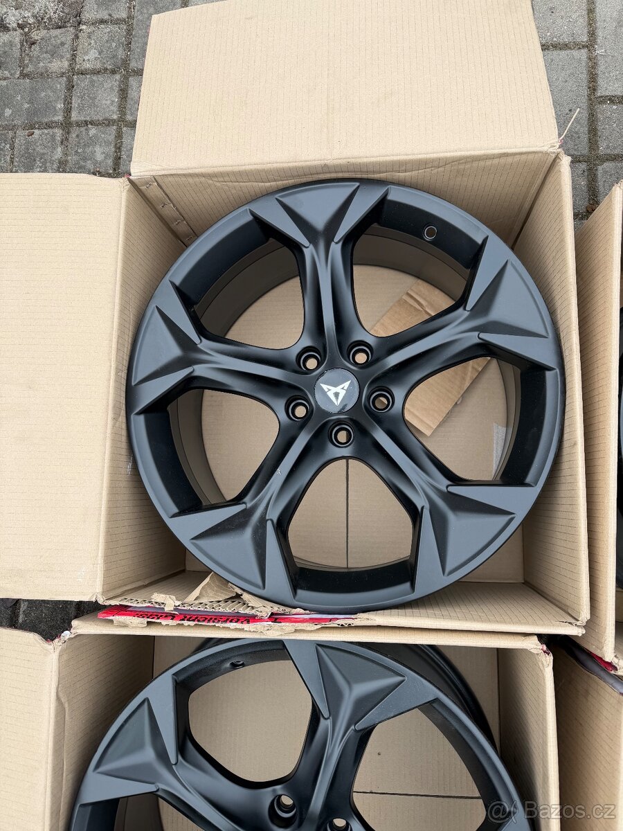 ORIGINÁL Alu CUPRA FORMENTOR R19, 5x112 - TOP - 4