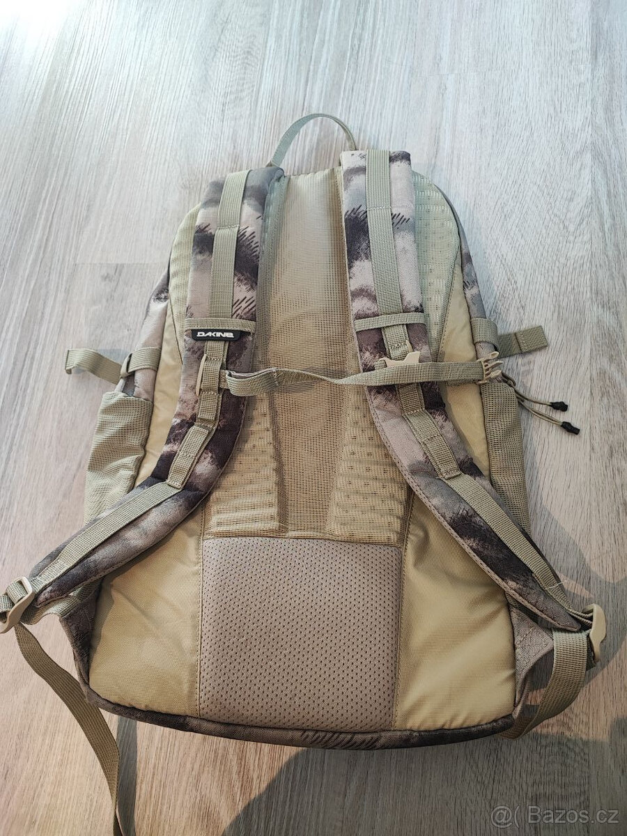 Batoh Dankine WNDR Pack 25L - 4