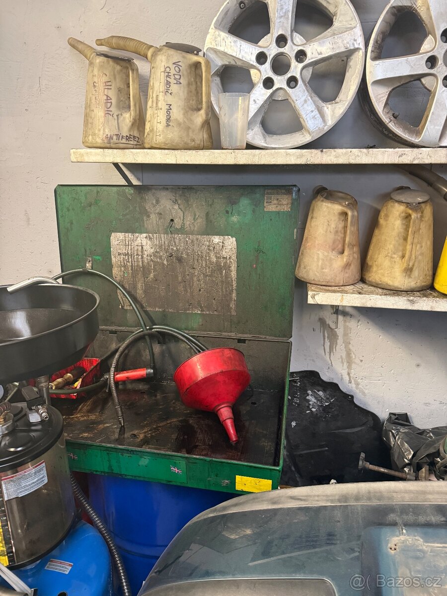 Prodam vybaveni pro autoservis - 4