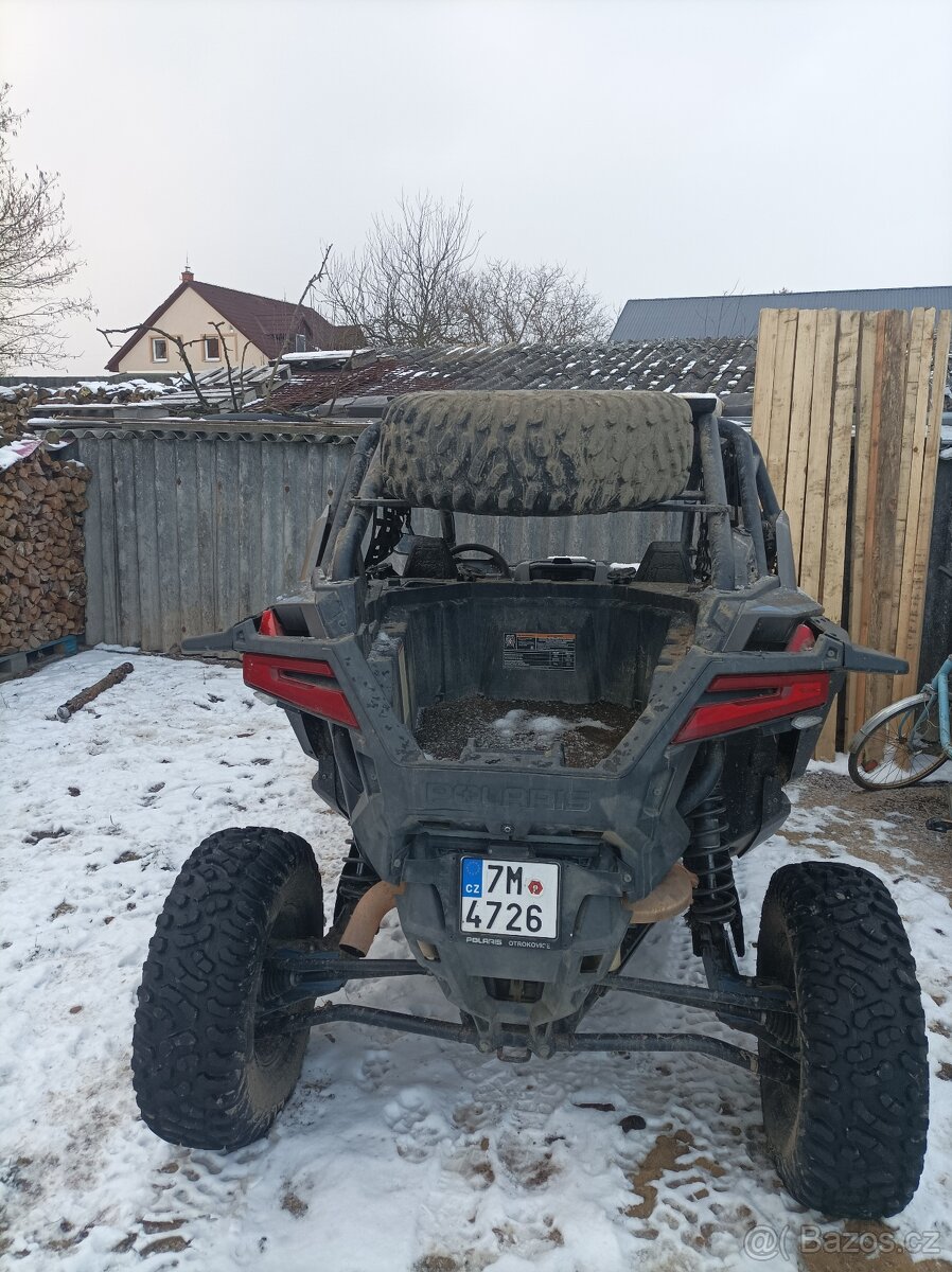Polaris rzr pro XP ultimate 181hp