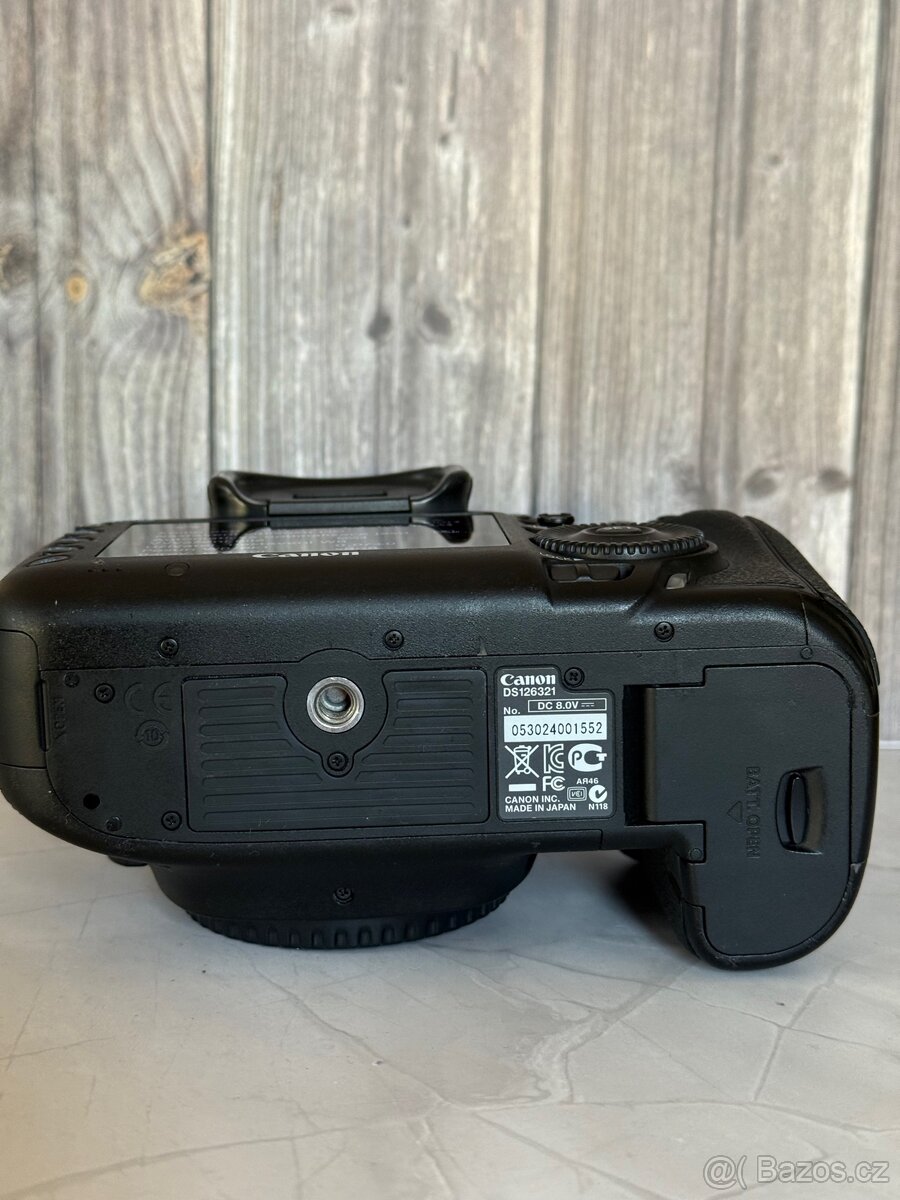 Canon EOS 5D mark III - 4